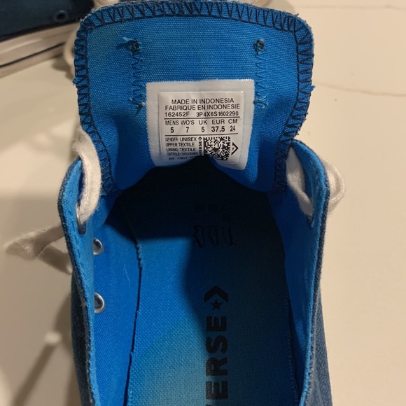 Like new Converse All Stars low top shoes Sea Blue colored - Picture 4 of 4